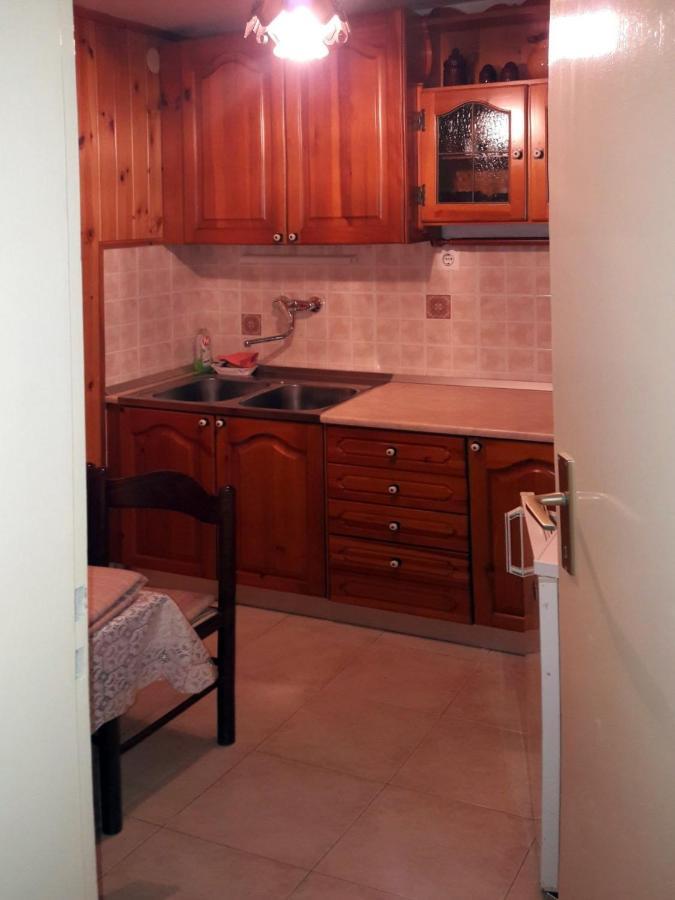 Apartments Rozi โบเว็ก ภายนอก รูปภาพ