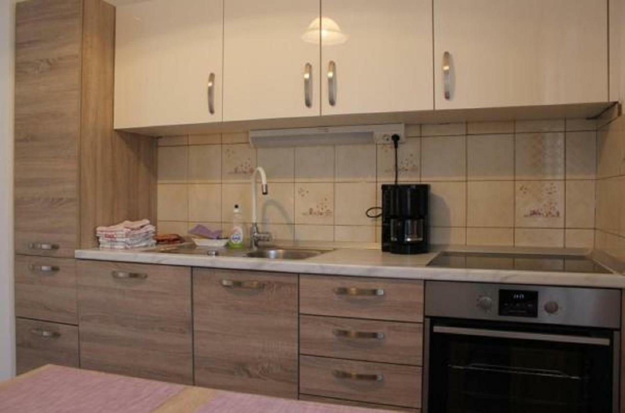 Apartments Rozi โบเว็ก ภายนอก รูปภาพ